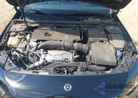 2020 Mercedes-Benz A 220 z USA, uszkodzony, nr VIN W1K3G4EB9LJ229405